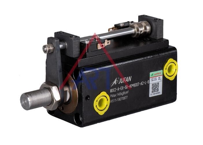 Flange Type Mold Compact Oil Cylinder / Rod End Square Type & Flat Type With Flow Regulator